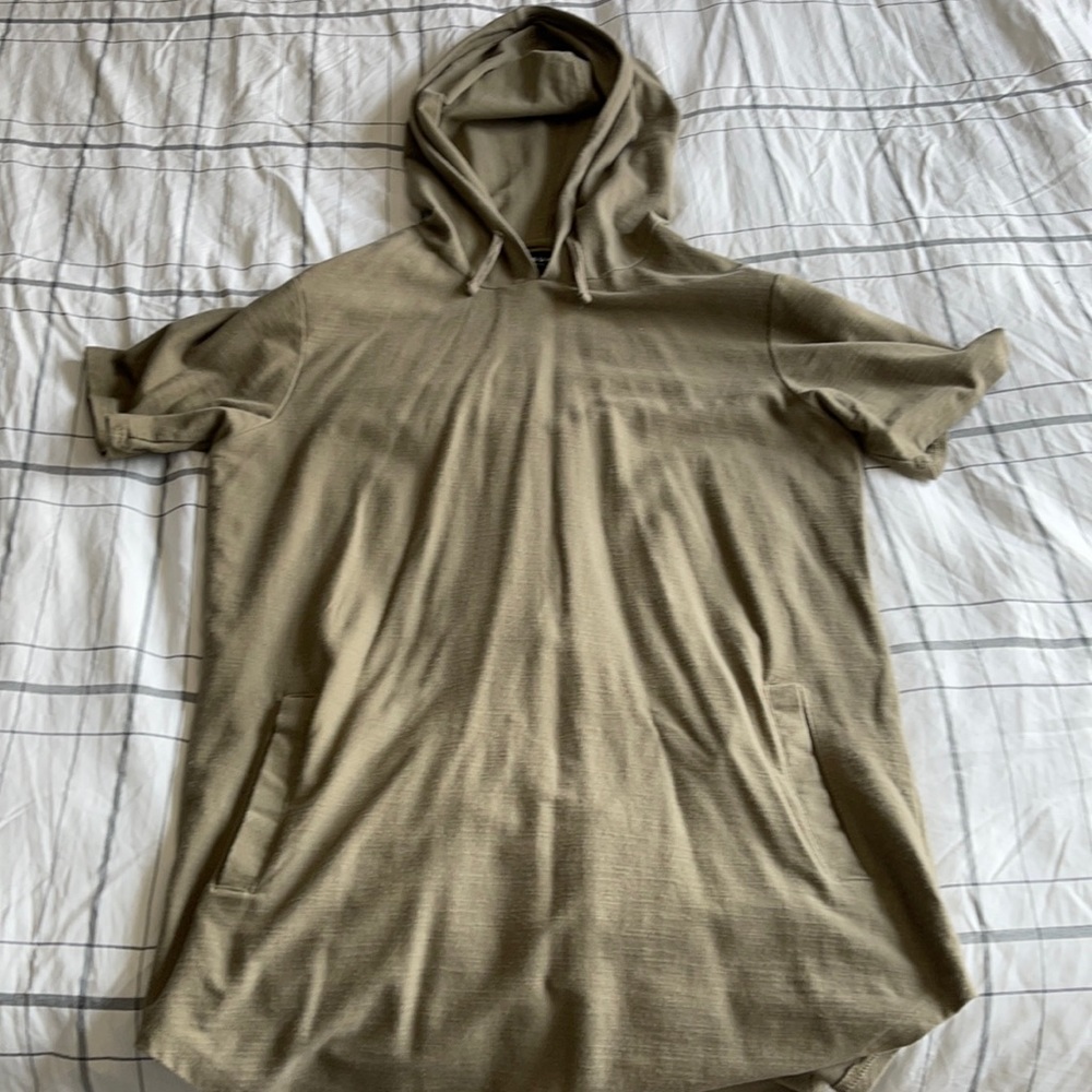 Men’s Pacsun Short Sleeve Sweatshirt